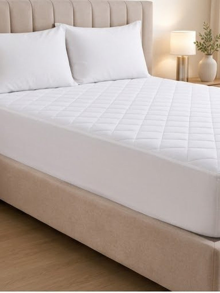 Quilted in Micro Fibre with Rubber Coating and 4 Sides Elastic